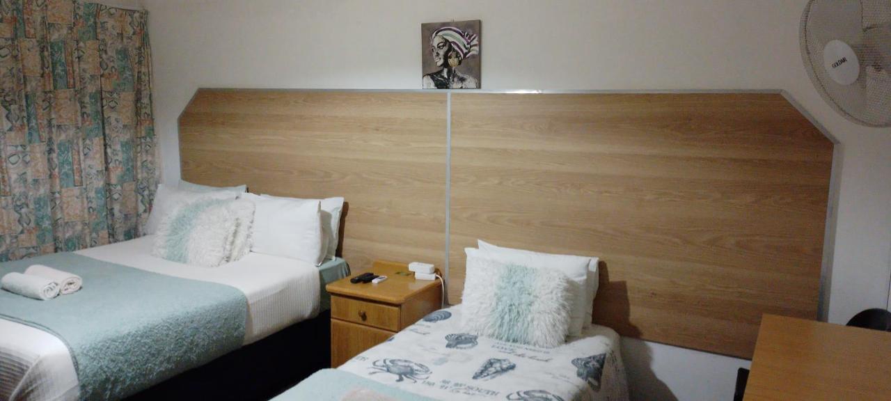 His Glory Guest House ヴリヘイド エクステリア 写真